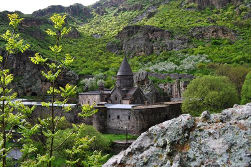 Kotayk temple de Garni monastère de Geghard Ketcharis Tsakhkadzor forêt de Khosrov Arménie