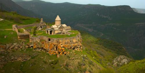 Tatev Tatèv Datev Tathev Monastère Goris Syunik Arménie