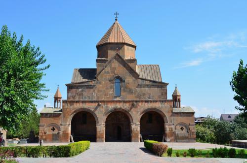 Armavir Saint-siège d'Etchmiadzin vestige cathédrale de Zvartnots Arménie