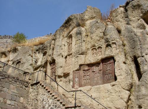 Gueghard Guèghard Gherart Ayrivank Monastère UNESCO Kotayk Vallée de l'Azat Arménie